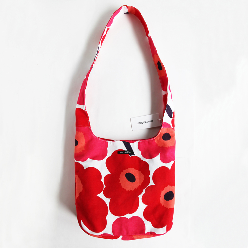 世界的に marimekko ショルダーバッグ | polisa-click.co.il